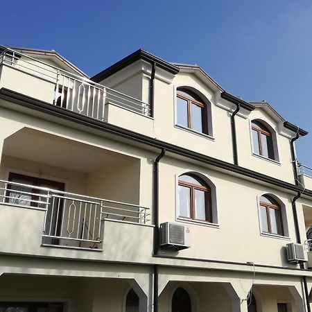 Apartments Mirasol ウマグ エクステリア 写真