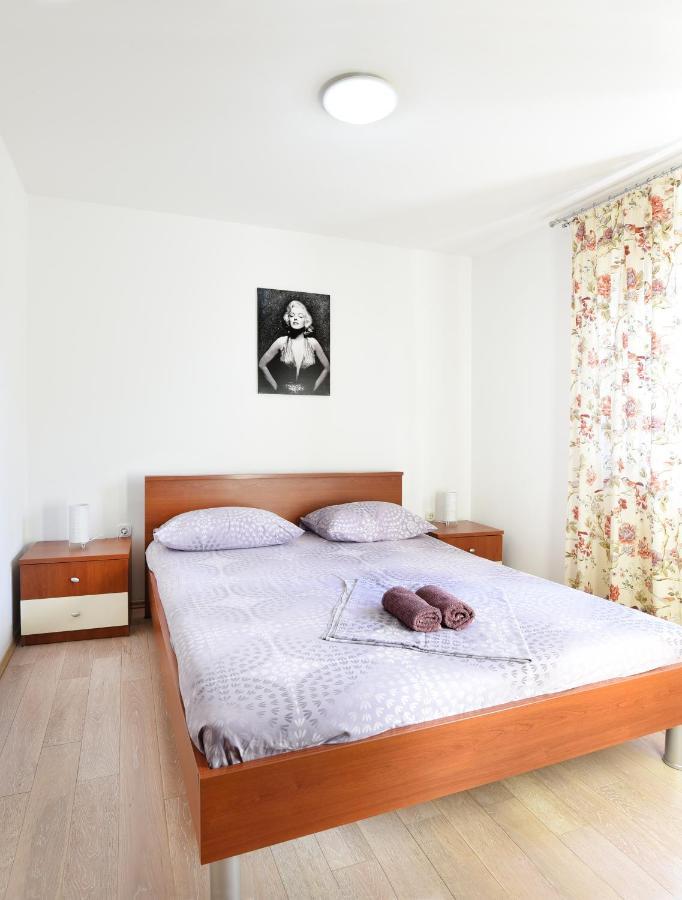 Apartments Mirasol ウマグ エクステリア 写真