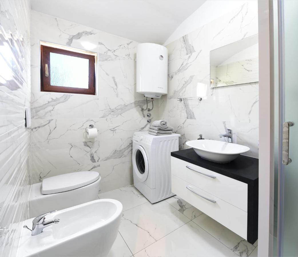 Apartments Mirasol ウマグ エクステリア 写真