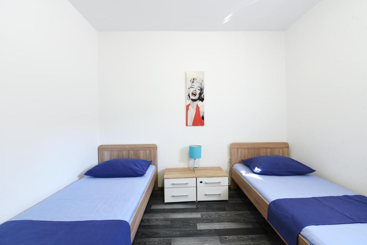 Apartments Mirasol ウマグ エクステリア 写真