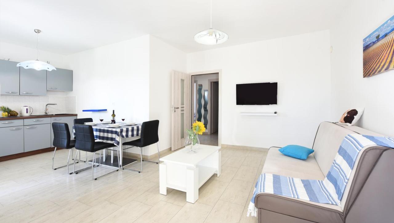 Apartments Mirasol ウマグ エクステリア 写真