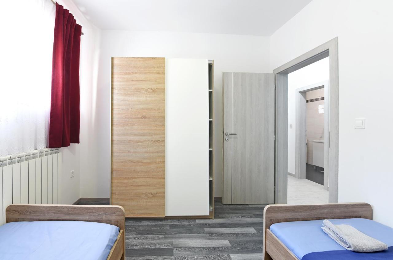 Apartments Mirasol ウマグ エクステリア 写真